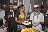 Madhavi Latha at Mumbai Express Food Festival